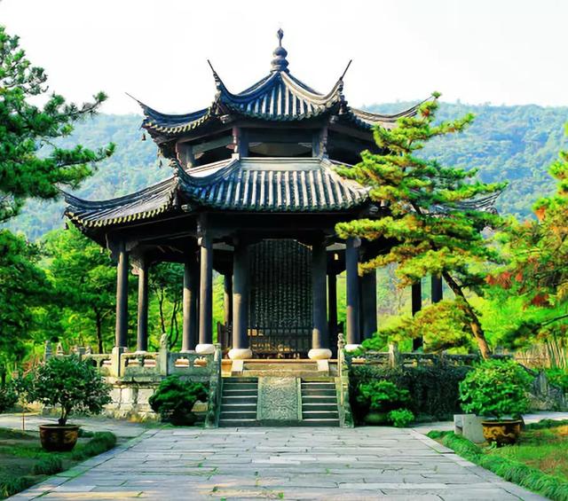 雕琢复朴—蔡居抽象画展在中国美术馆成功举办受到社会各界高度赞誉
