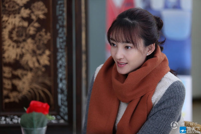 王丽坤两生花裸妆出镜素颜获赞颜究生