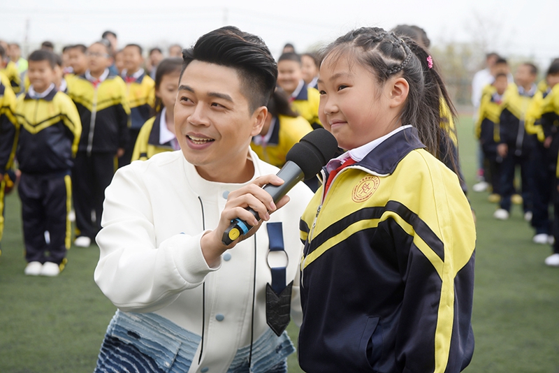 Angelababy回家八位MC终合体 《奔跑吧》