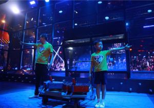 《铁甲雄心》中国队击败英美日 中外大战3胜1负成绩喜人