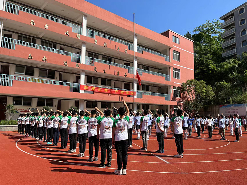 油竹实验小学彭括校区举行全校学生素质运动会-青田之家基金会