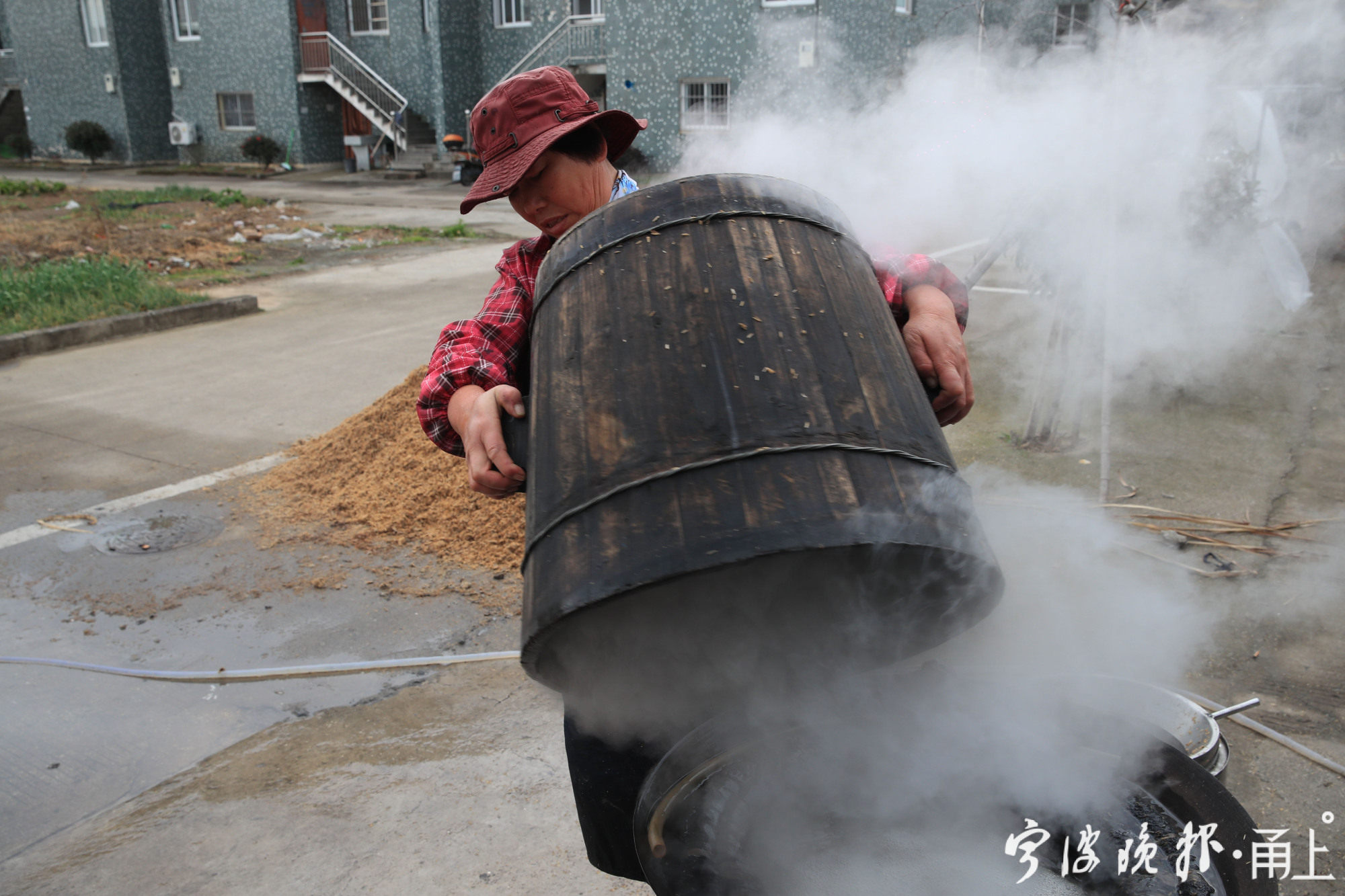 象山土法女酿酒师,酿造出的是年味,亦是浓浓乡愁