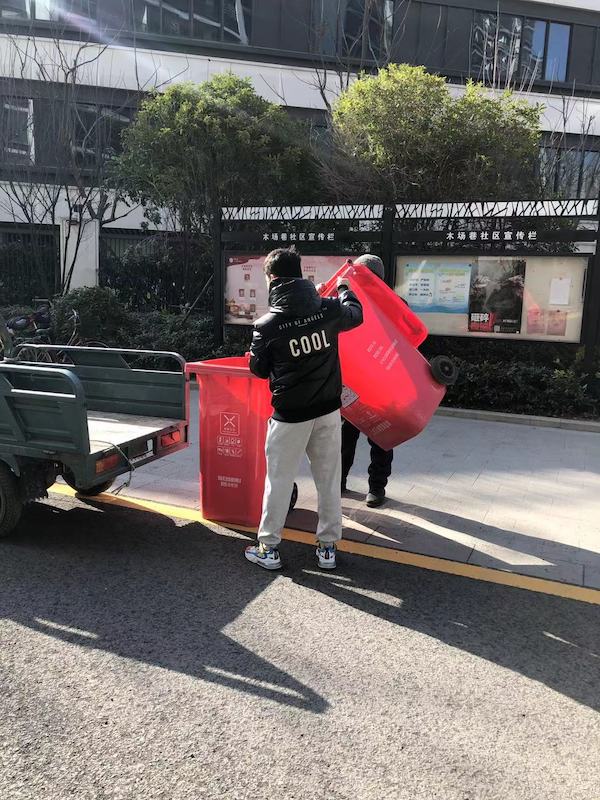 社区有害垃圾收集清运_副本.jpg