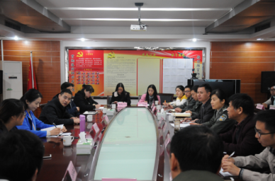 齐同军对我区数字城管工作表示充分肯定,并提出下一步工作要求:一要做