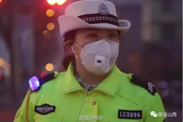 触动 | 停课、限行、快递延误… 雾霾影响了你的