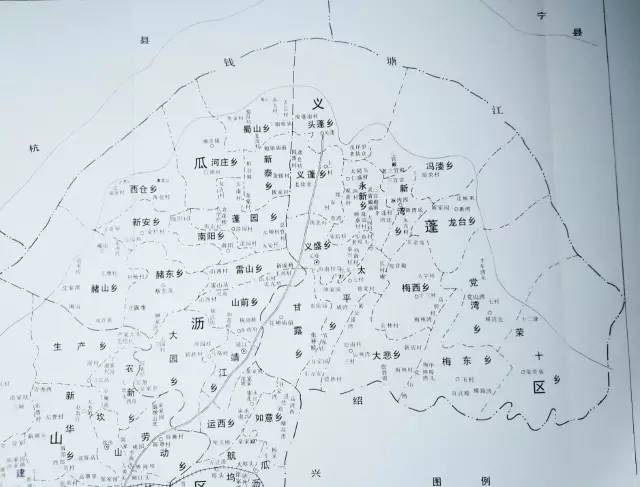 五十年代初萧山地图上,钱塘江已扩展到头蓬,新湾边上图片