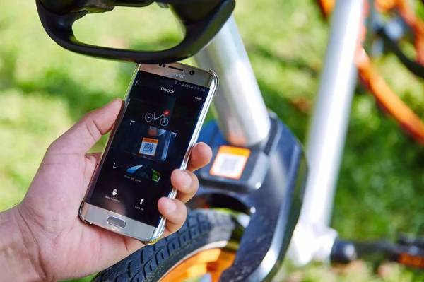 萧山街头这些尴尬画面,共享单车真是国民素质