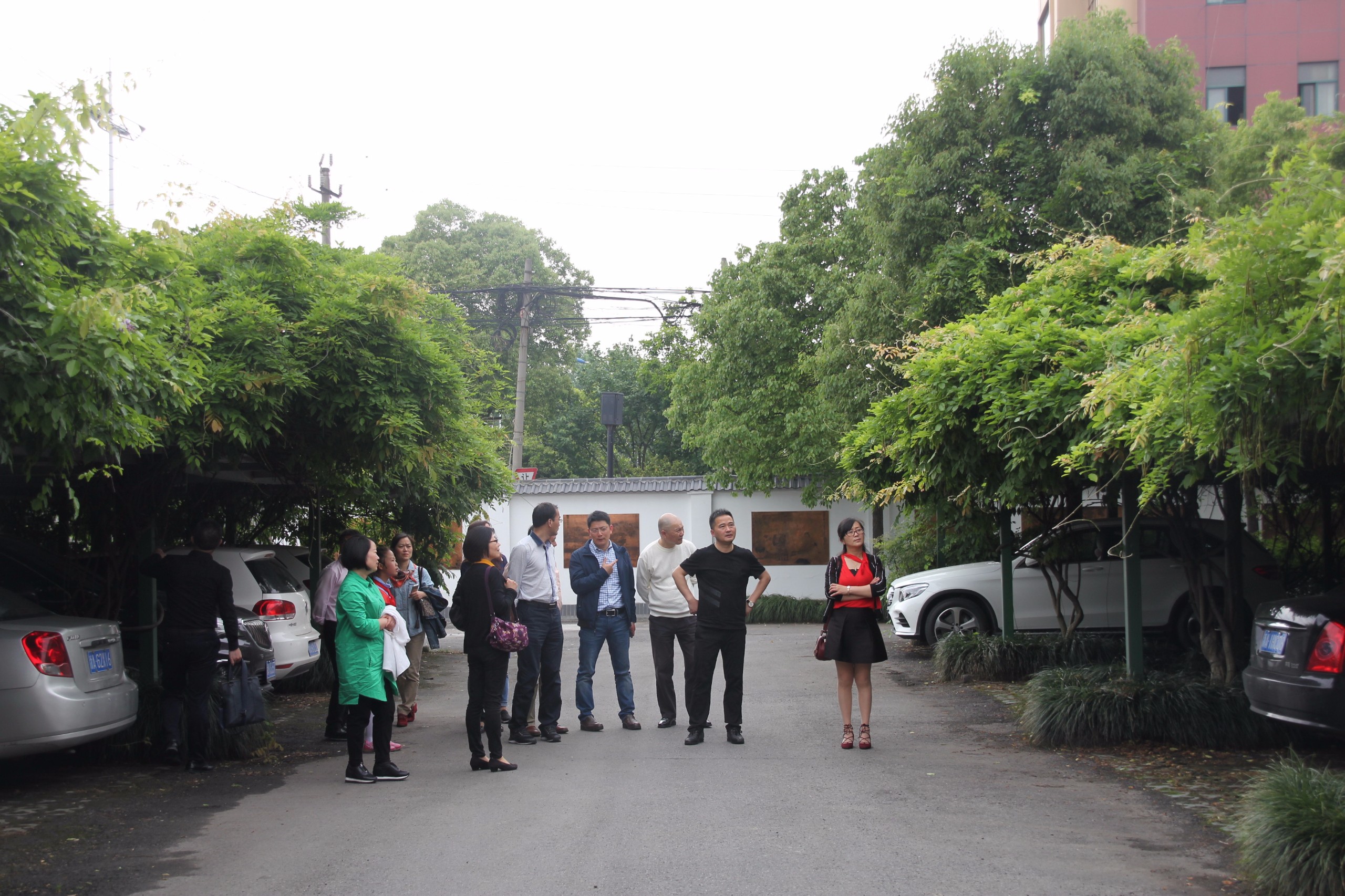 贺知章学校:上海市浦东新区第二中心小学领导