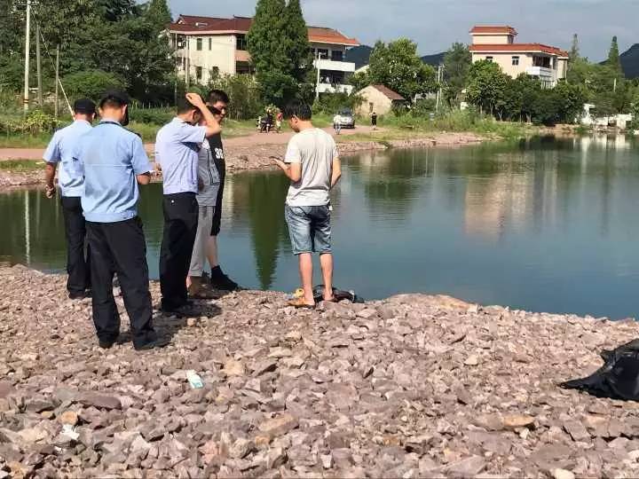 浦阳镇人口_浦阳镇临江村(3)