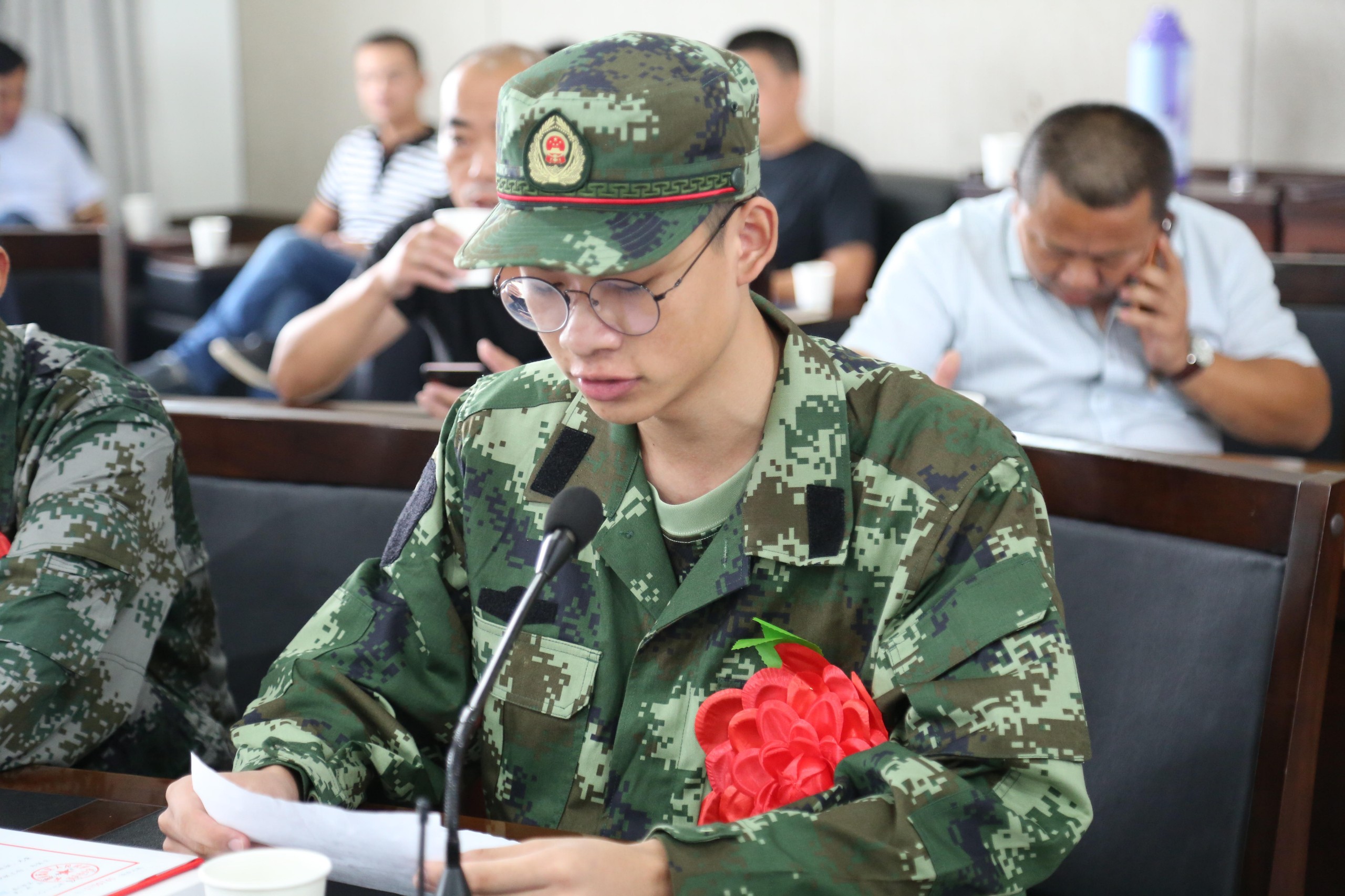 手机湘湖网_湘湖(闻堰)召开2017年新兵欢送会