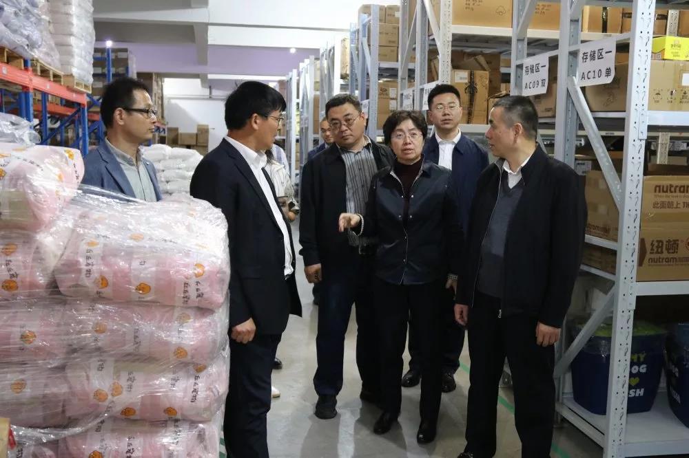 新疆自治区残联理事长张海燕一行来靖江调研助残工作
