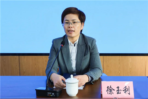 街道党工委副书记徐玉利主持会议街道文卫副主任郎珍娟从加强排查力度