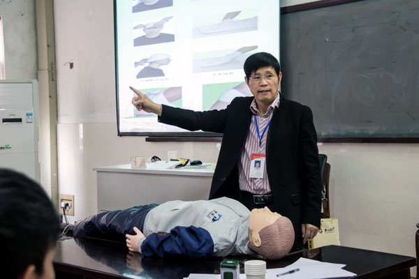 萧山三职举行现场救护知识技能培训