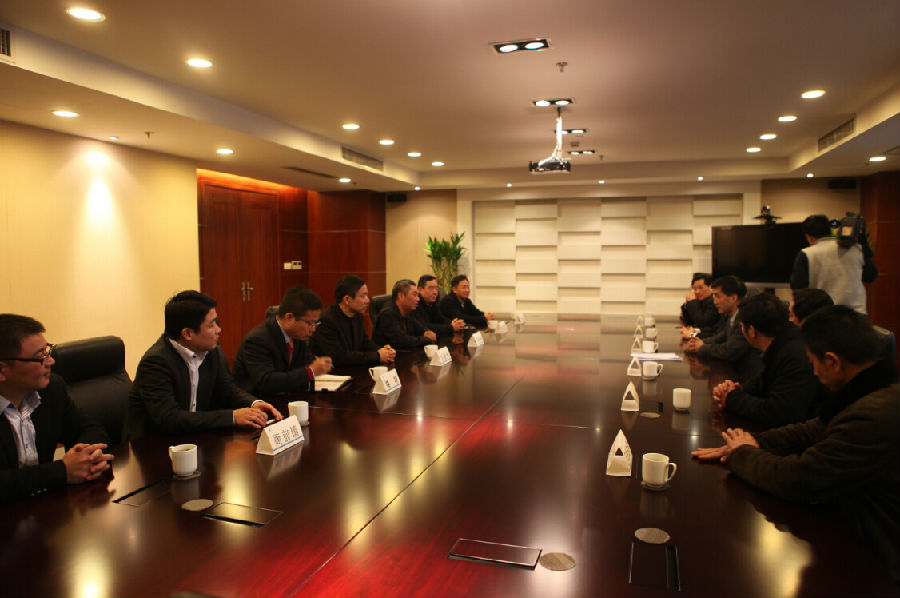 镇街 热点新闻 > 正文 2月25日下午,区领导卢春强,蒋杭平,章燕梁