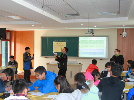 杭州市翠苑中学与义蓬一中开展主题班会研讨活