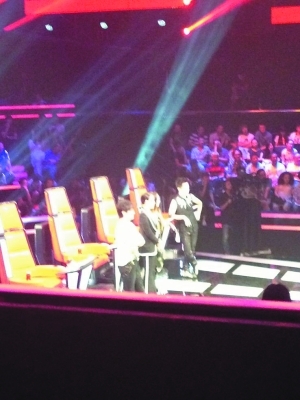 中国好声音第一季导师介绍环节 1373001195_44671700.jpg