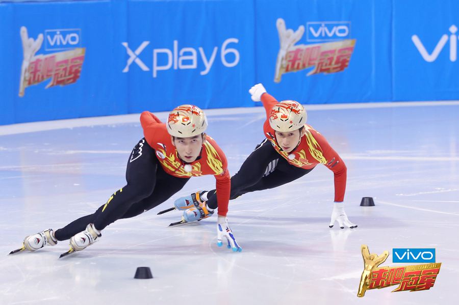 2014冬奥会冰球冠军图片