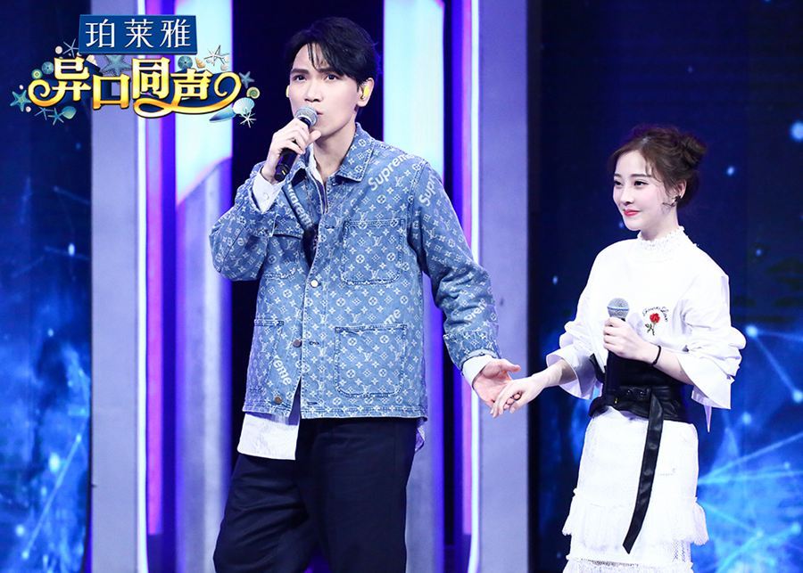 异口同声飞儿乐队主唱首度回应被退团杨宗纬搭档冯提莫