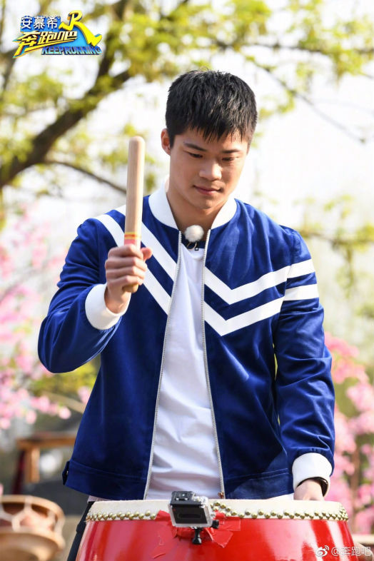 奔跑吧兄弟团正面硬刚名校精英谁是五四最强青年