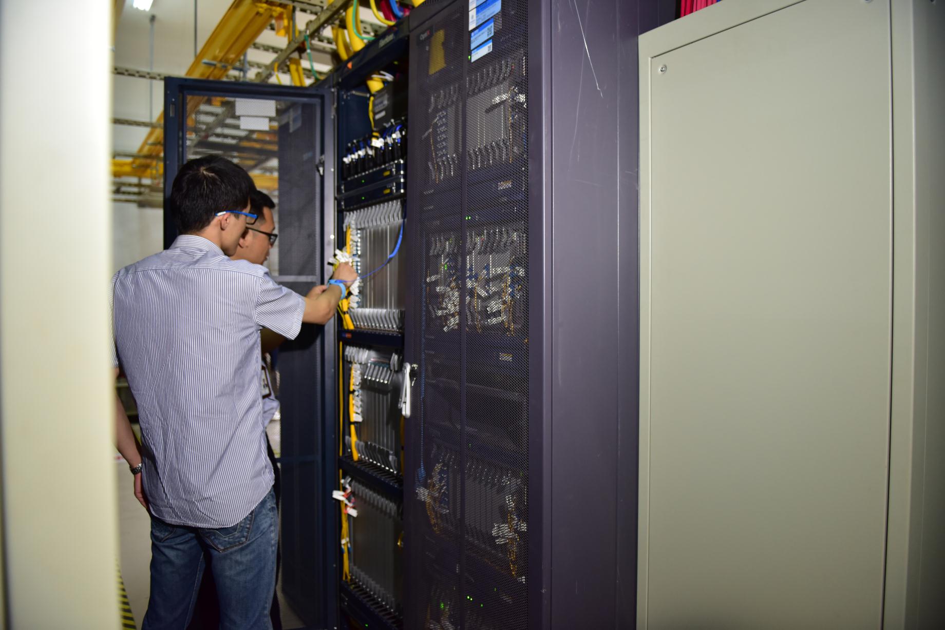 "中国移动桐乡市"国际互联网数据专用通道"今天开通