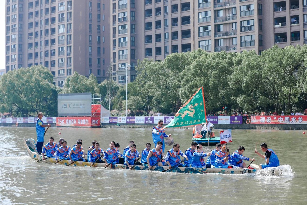 此外,从6月14日开始,2021年"羽人竞渡杯"云龙龙舟锦标赛也将开赛,届时
