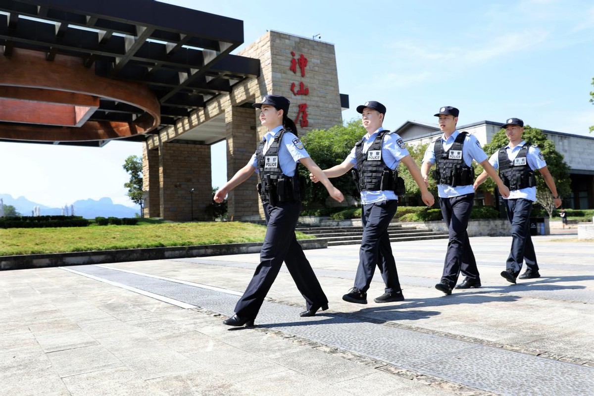 仙居公安打造環神仙居聯勤警務站助推景區智治