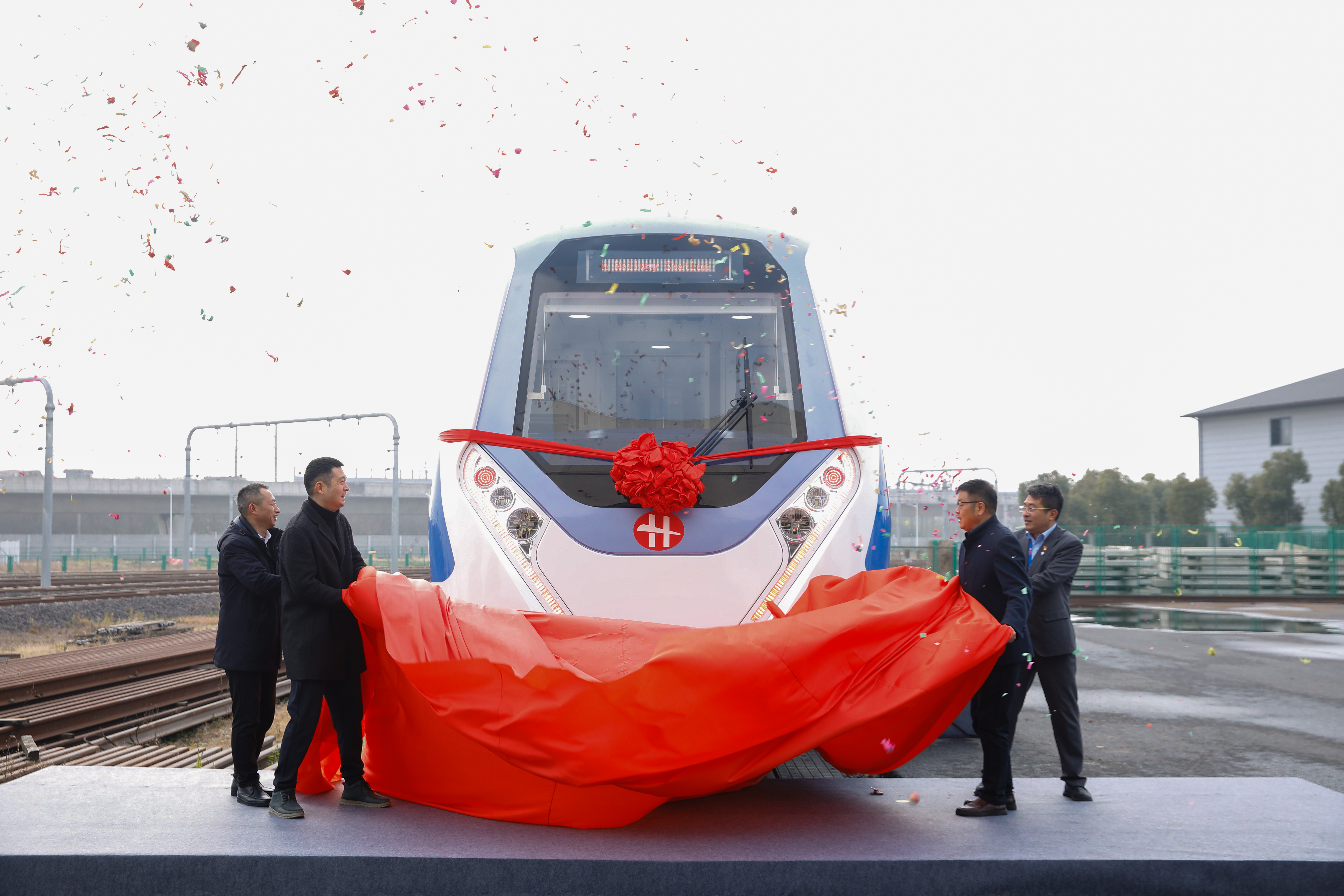 杭海城际铁路列车图片