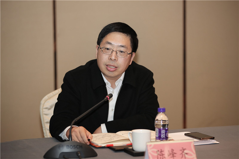 在听取兰溪,婺城和金华市交通局港航项目建设情况汇报后,郑余良指出