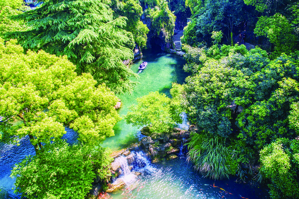 灵洞:抢抓机遇乘势而上 推进发展再上新台阶