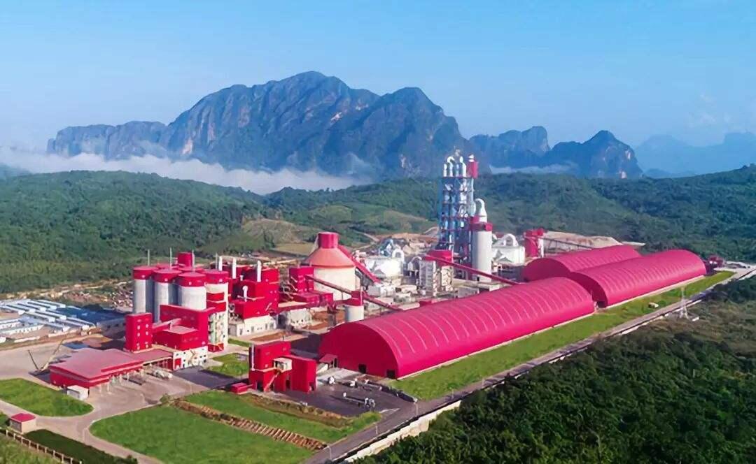 兰溪万象红狮60万吨优质水泥凝固中老友谊