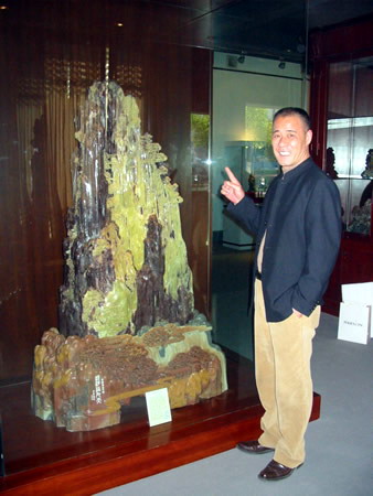 石雕创作要充满激情——访中国工艺美术大师牛克思-青田之家基金会