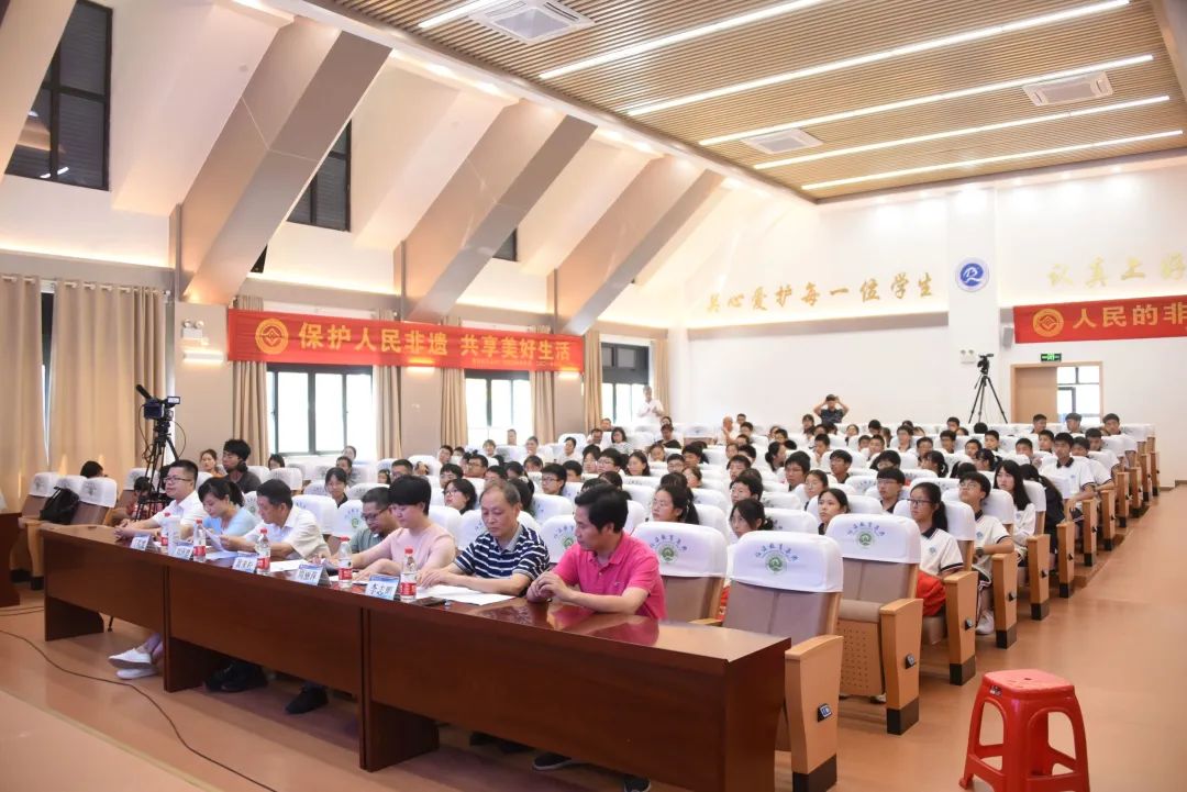 杜奕慧伯温中学(小学部)陈思琦油竹小学赖奕含江南学校季展毅城东小学