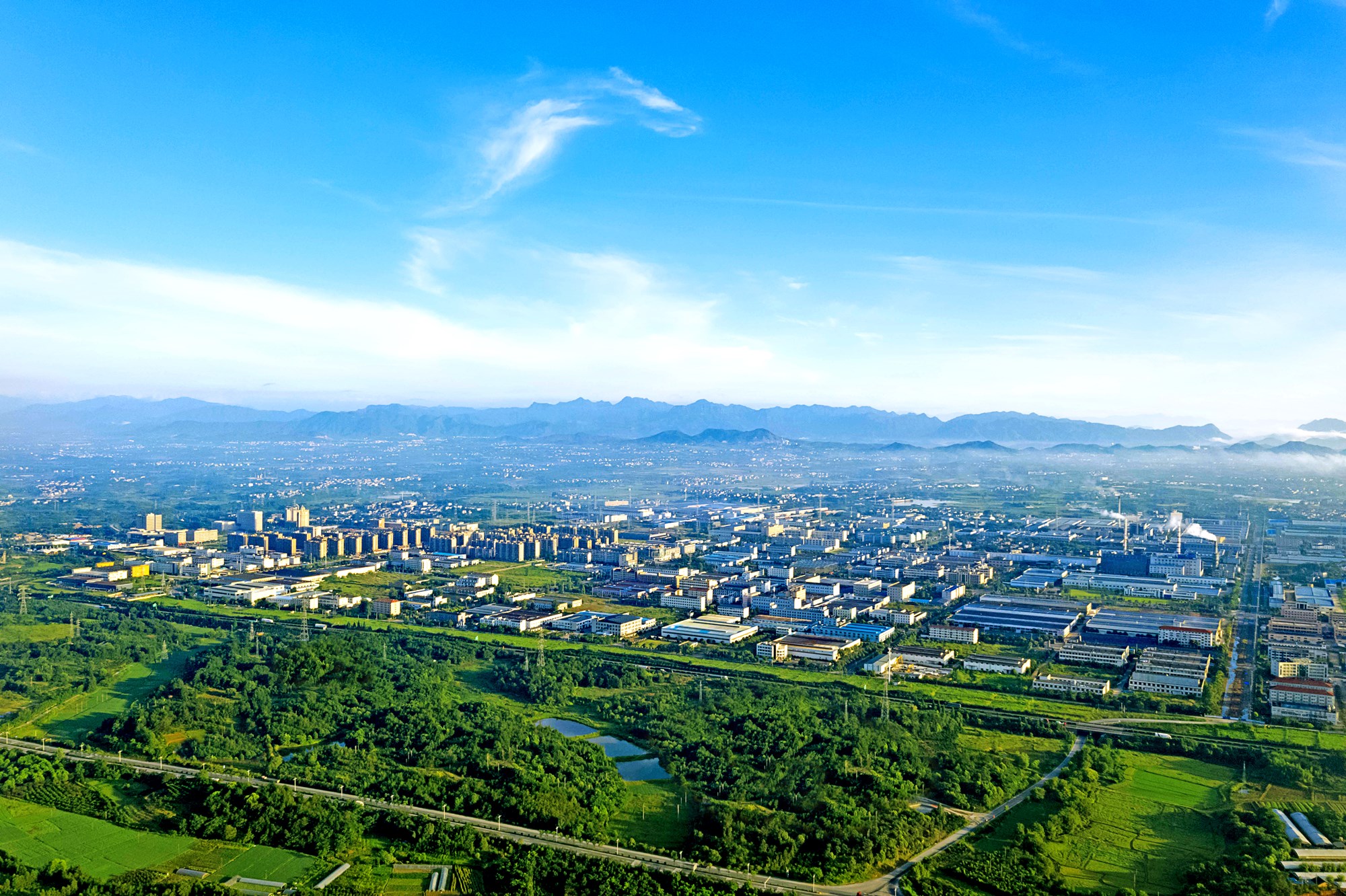 近年来,龙游县聚焦政策引导,平台提升,服务提质,优化创新环境,谋求