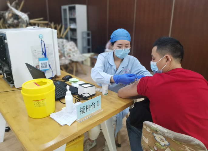 疫苗接种服务"送上门",助西周企业安心生产