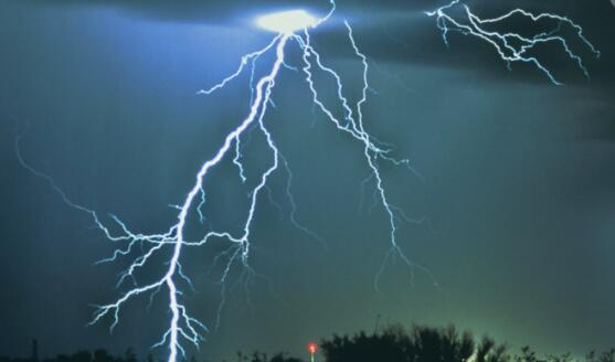 雷电黄色预警!象山未来三天有大雨甚至暴雨,注意防范!
