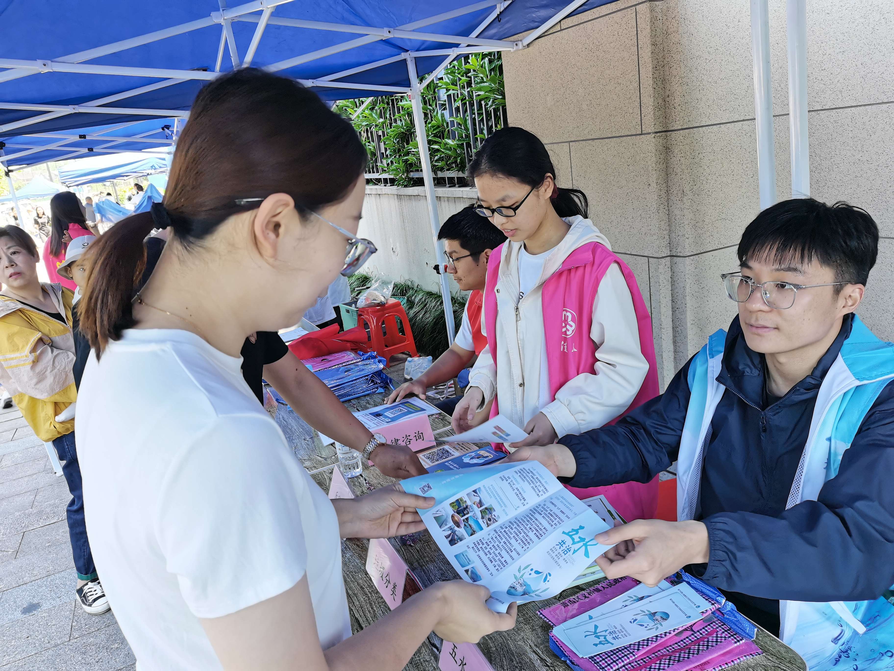锦浦社区"友邻有礼,活力无限"邻里节活动
