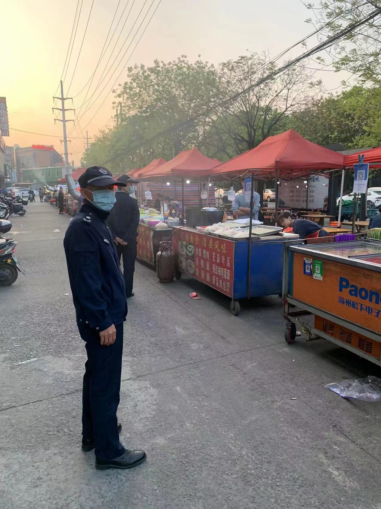 宁波北仑区新碶街道试水"规范 疏导"模式