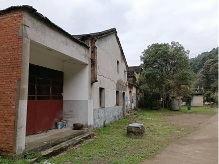 点赞金华市浦江县岩头镇高效推进危旧房拆除工作