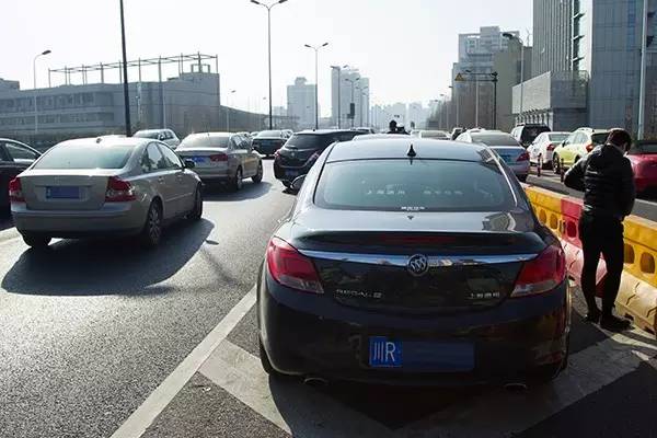 车可以上外地牌照吗 86bdc128b4e2cd7381e80c5e63716378.jpg