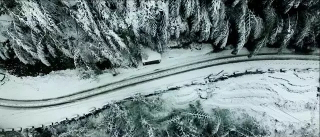 啥时候能看到雪 4823d6b940d2d55190e1dfb77b7755bc.jpg