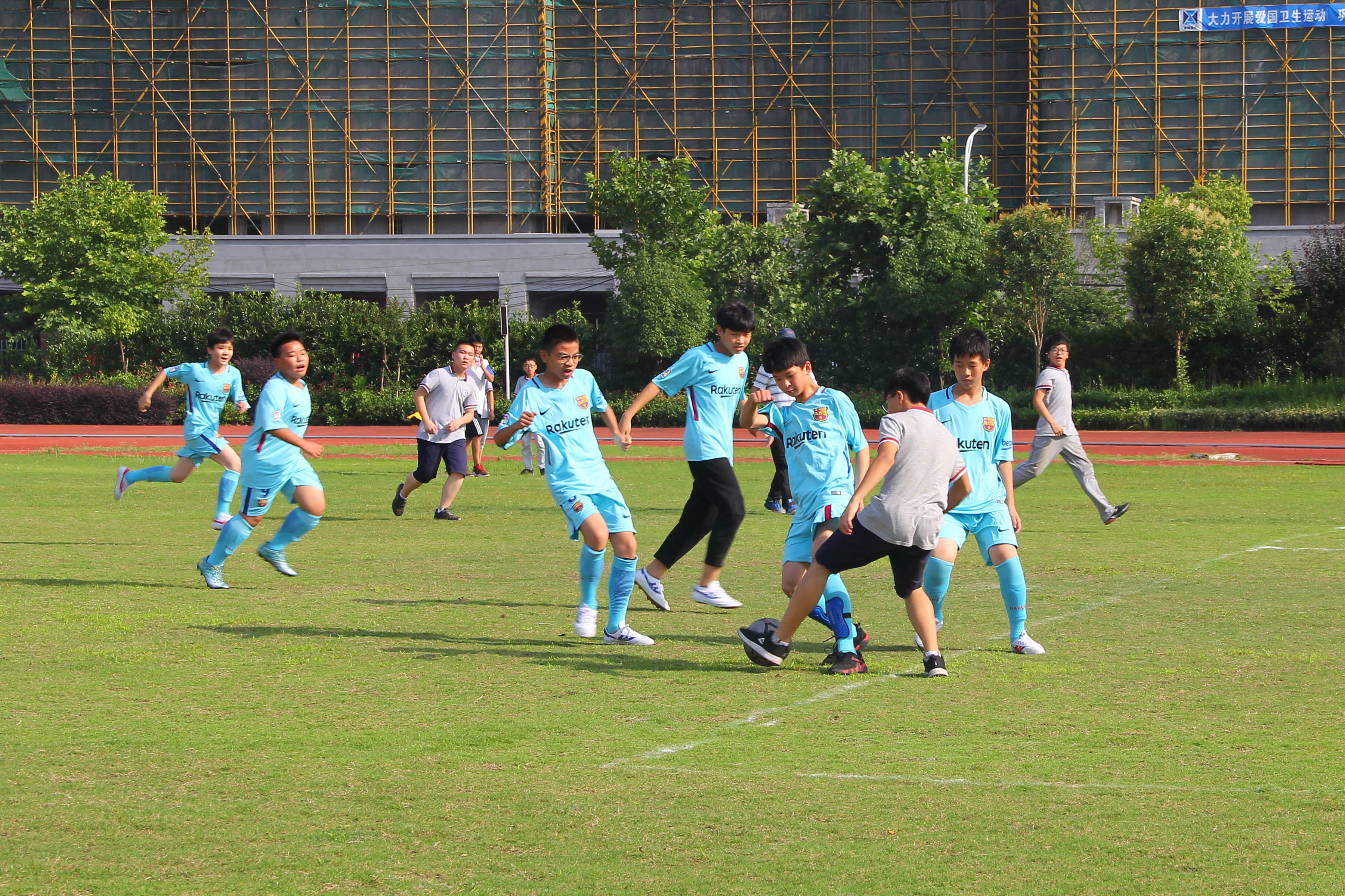 城南初中举行2018年校园足球联赛闭幕式