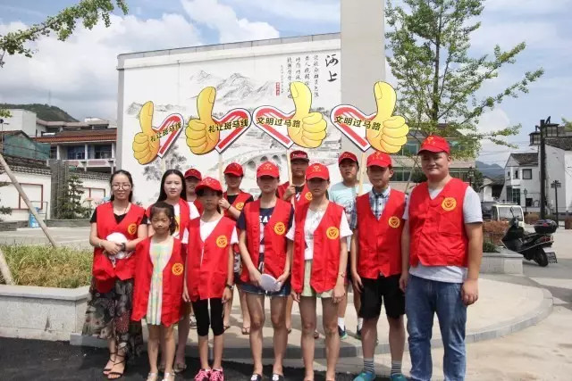 志愿者活动感悟简短 6b439e620b9c0ec26c69834984e88fbc.jpg