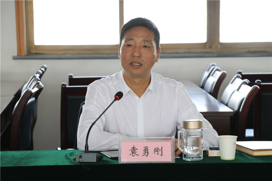 市区人大代表视察新街街道小城镇环境综合整治活动