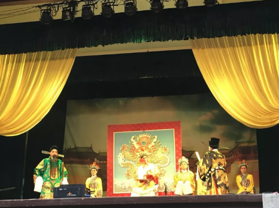 萧山绍剧团送戏下乡到进化