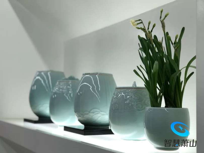 学生陶瓷设计作品在浙江现代陶瓷艺术博物馆展出