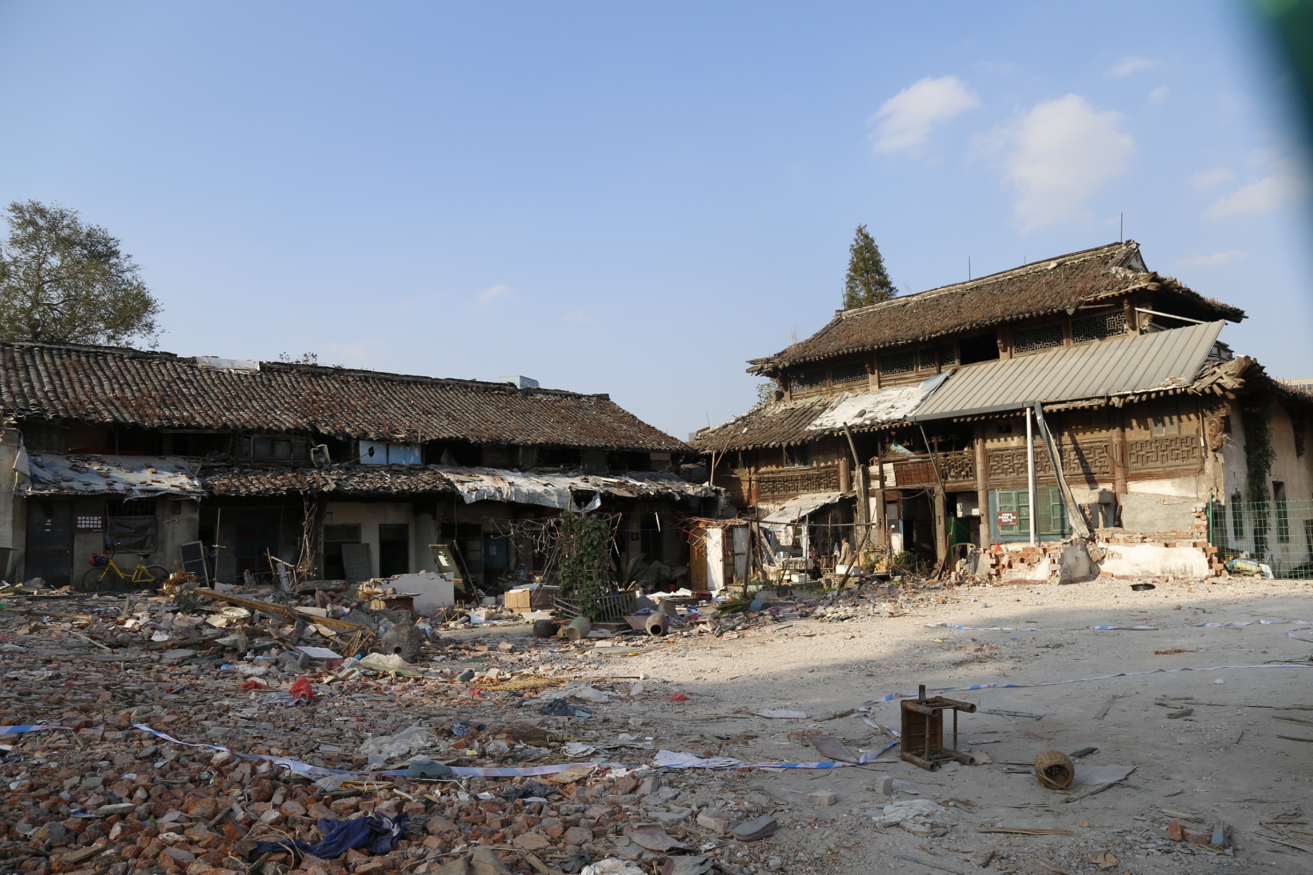 区知联会考察萧山老岳庙修缮工作