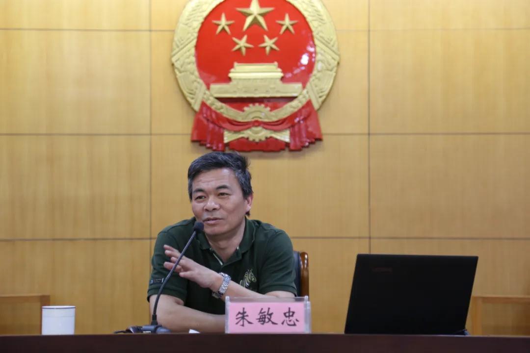 浦阳镇召开"镇村干部培训月"第四期培训,文明新风吹进浦阳!