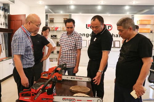 杭州心悦化妆品有限公司杭州船王实业有限公司视察组对杭州船王实业