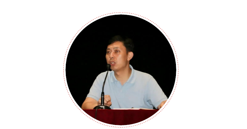 镇安监局副局长王宏俊就开展企业安全隐患排查,向与会人员进行了