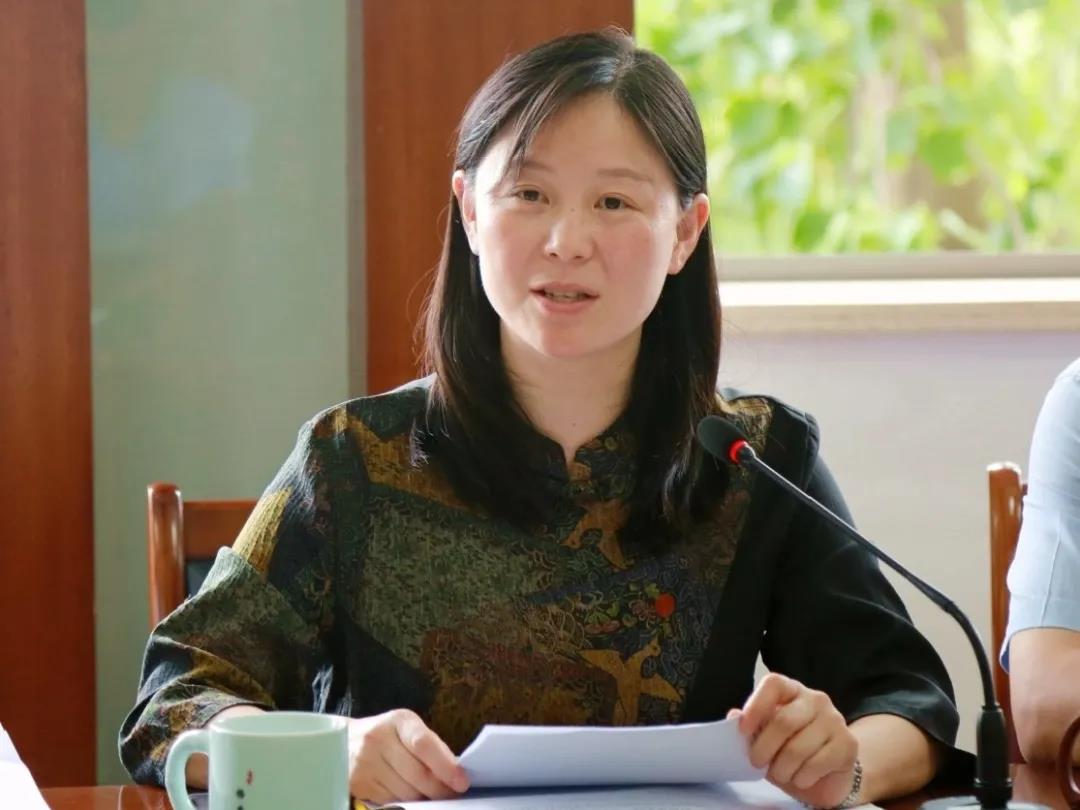 衙前镇召开条线半月谈暨"彩虹计划"重点项目推进会
